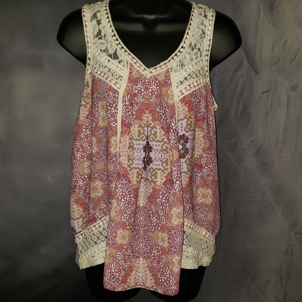 Boho style pink and gray tank by Alter'd state